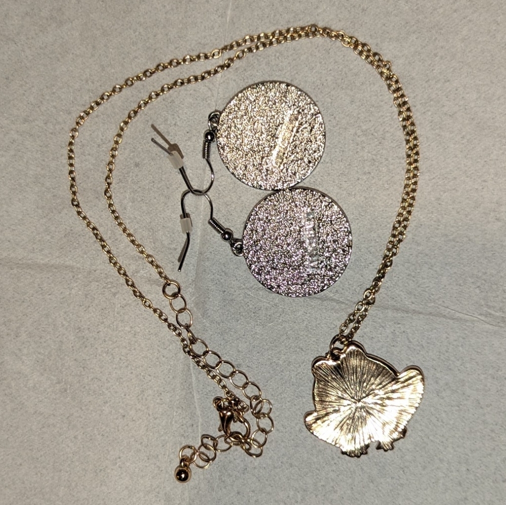 Happy Frogs Jewelry Bundle - Picture 2 of 2
